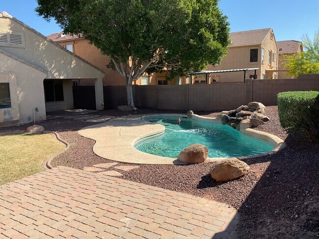 Building Photo - Amazing 4-Bedroom Home W/ POOL Service