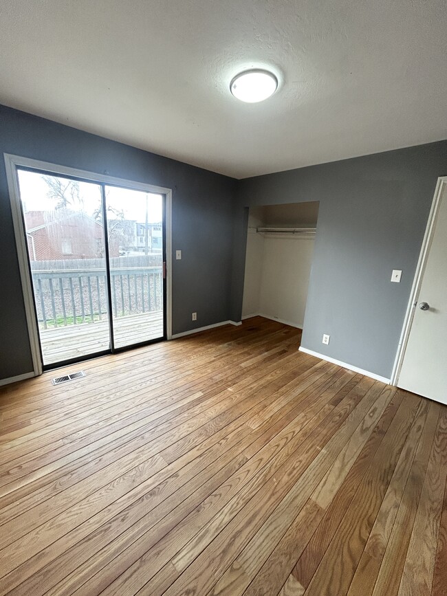 Building Photo - 8326 S Carmen Ct