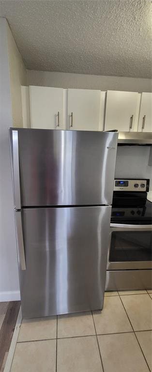 Building Photo - 1972 Lake Atriums Cir