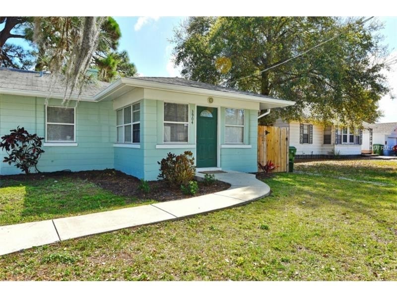 Building Photo - 3904 Sarasota Ave