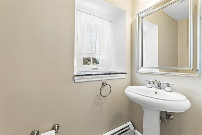 Building Photo - 23 Jefferson Rd