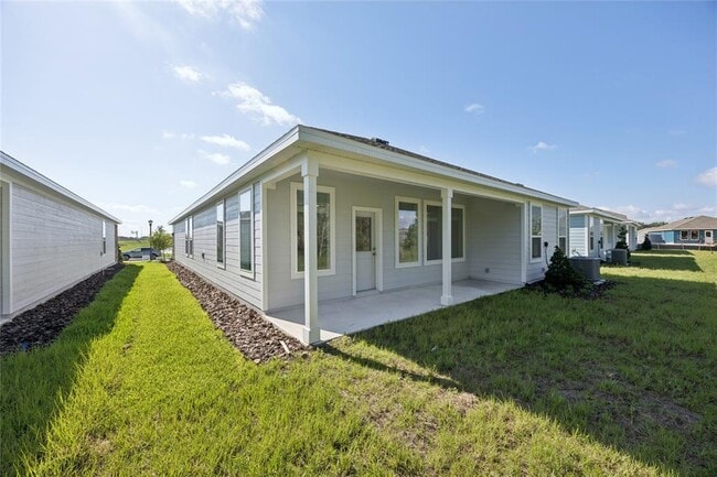 Building Photo - 5087 Loggia Ln