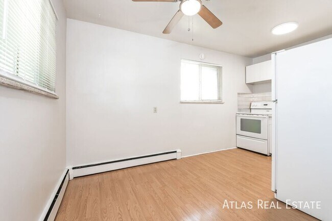 Building Photo - 9955 W 59th Pl