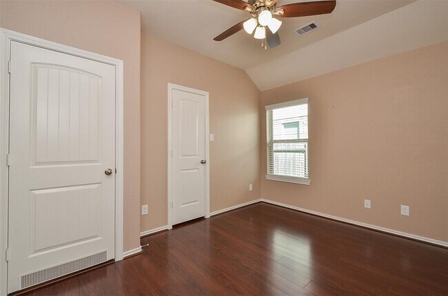 Building Photo - 12947 Taper Reach Dr