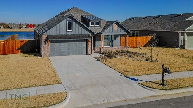 Building Photo - Your New Home in Owasso with Modern Elegance