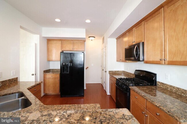 Building Photo - 21727 Indian Summer Terrace