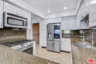 Building Photo - 1520 S Shenandoah St