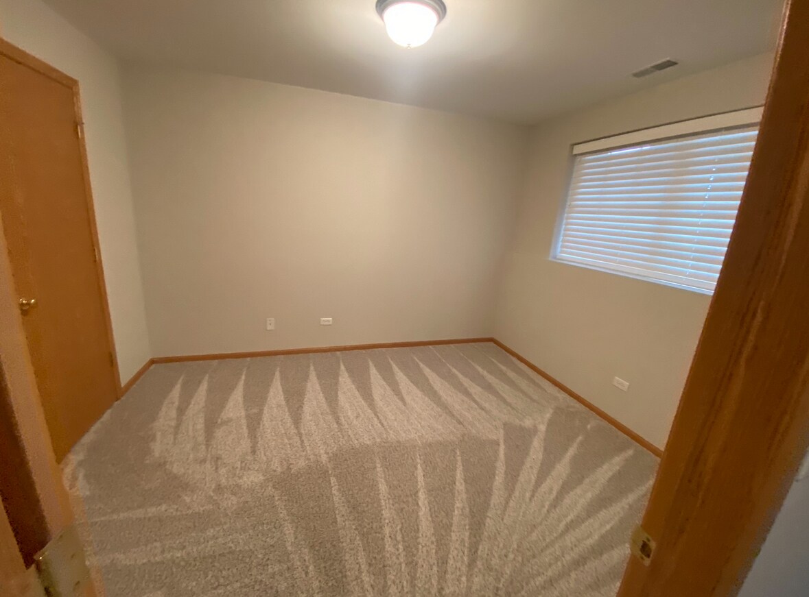 Bedroom 3 - 9406 Huber Ct