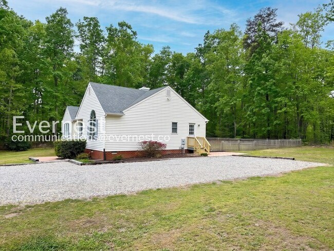 Building Photo - 2581 Glenridge Ct