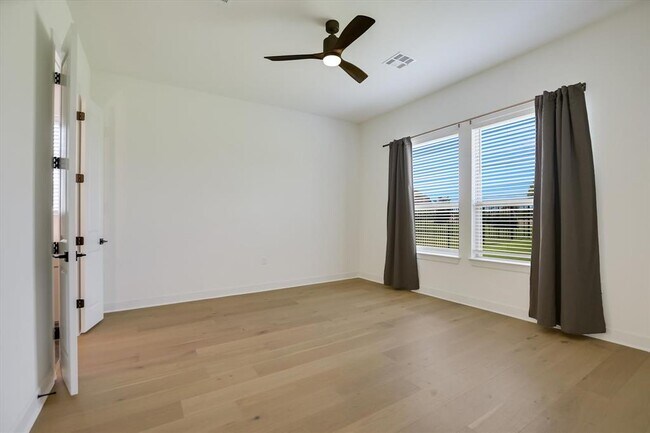 Building Photo - 1809 Mazarro Dr
