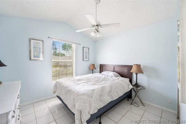 Building Photo - 2606 Bedford Mews Dr