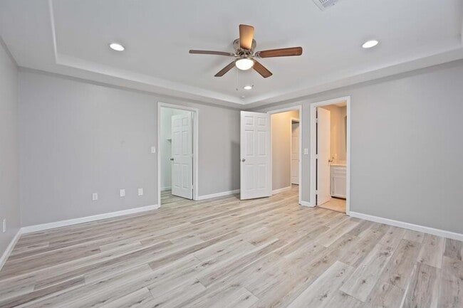 Building Photo - 1728 Connorvale Rd