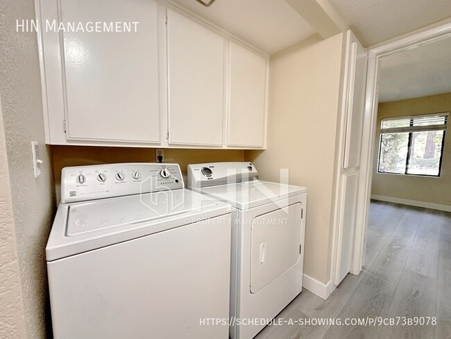 Building Photo - 1659 Braddock Ct