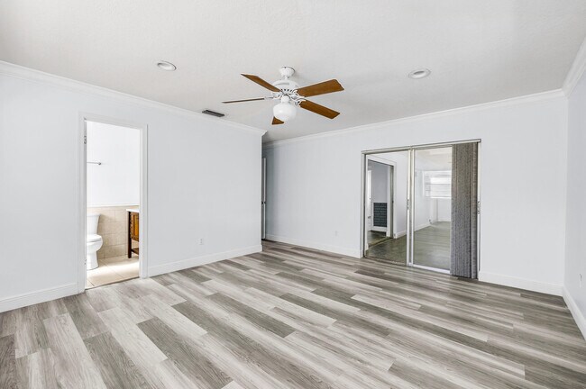 Building Photo - 22674 Family Cir