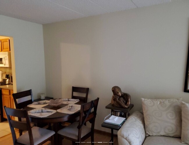 Building Photo - 2 Bedrooms, 2 Bathrooms and Plenty of Amen...