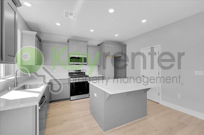 Building Photo - 1488 Westwind Wy