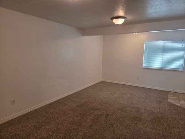 Building Photo - 1760 Pages Pl Dr