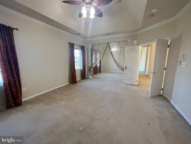 Building Photo - 43554 Freeport Pl