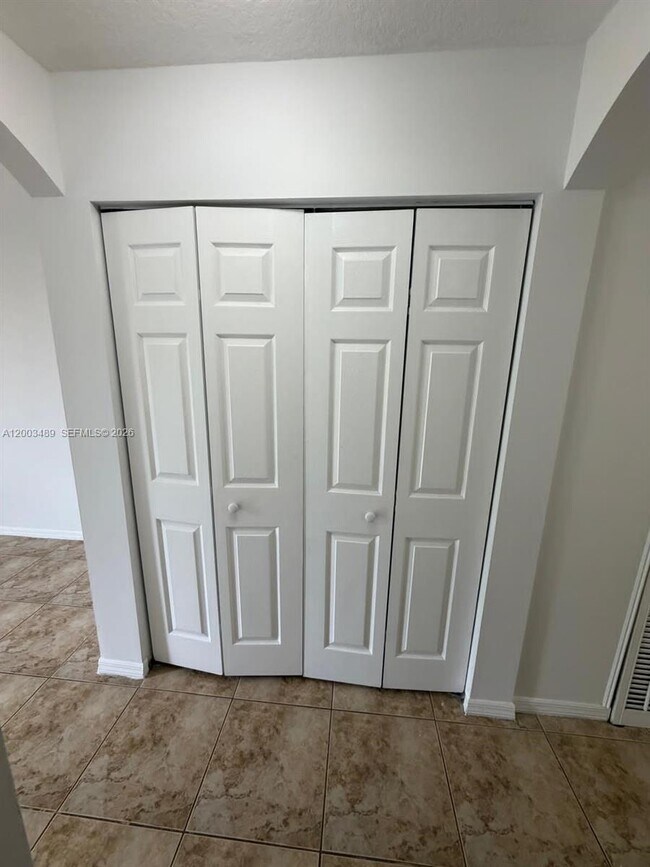 Building Photo - 4953 Windward Way