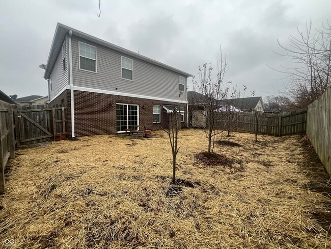 Building Photo - 857 Hildebrand Dr