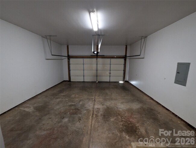 Building Photo - 20021 Norman Colony Rd