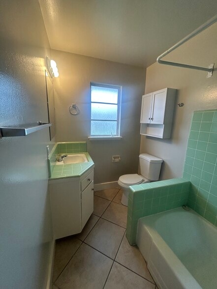 Building Photo - 1930 N 1st St