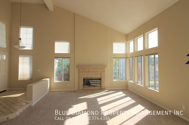 Building Photo - 1763 Blackbird Cir