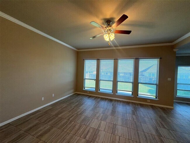 Building Photo - 516 Wyndcrest Drive