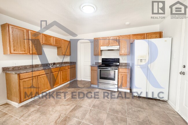 Building Photo - 4Bed/2Bath Home McDowell/32nd St! $199 MOVE-IN SPECIAL! Ready for Immediate Move-In!