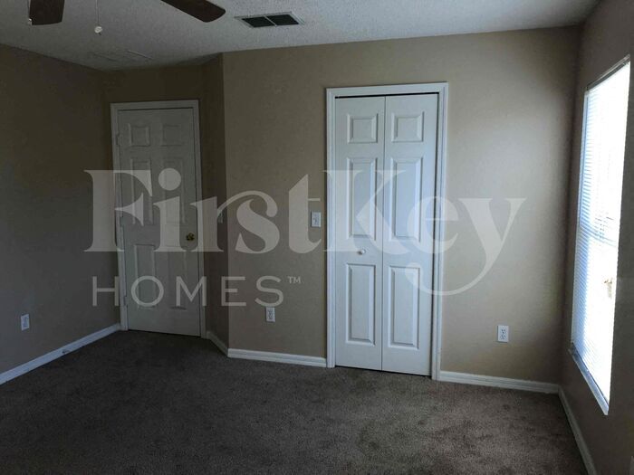 Building Photo - 1175 St Tropez Ct