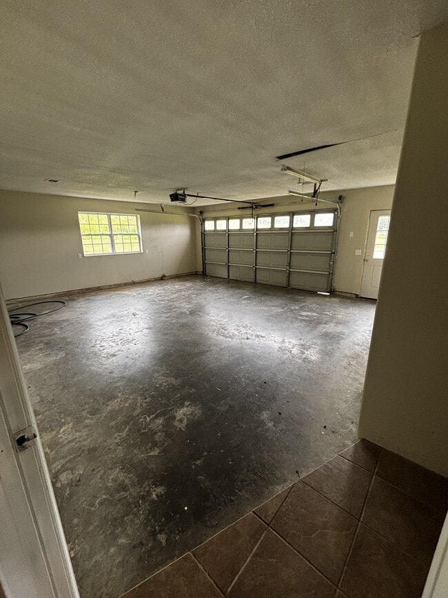 Building Photo - 1526 US-64