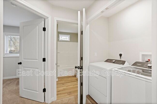 Building Photo - 530 N 3rd St