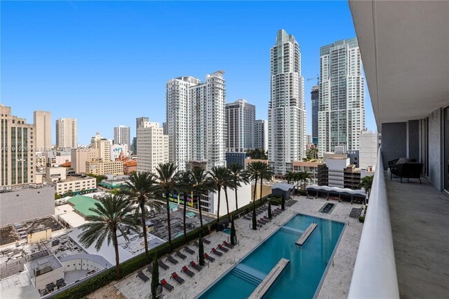 Building Photo - 50 Biscayne Blvd