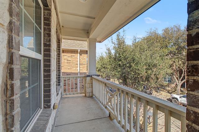 Building Photo - 228 Buckingham Ave