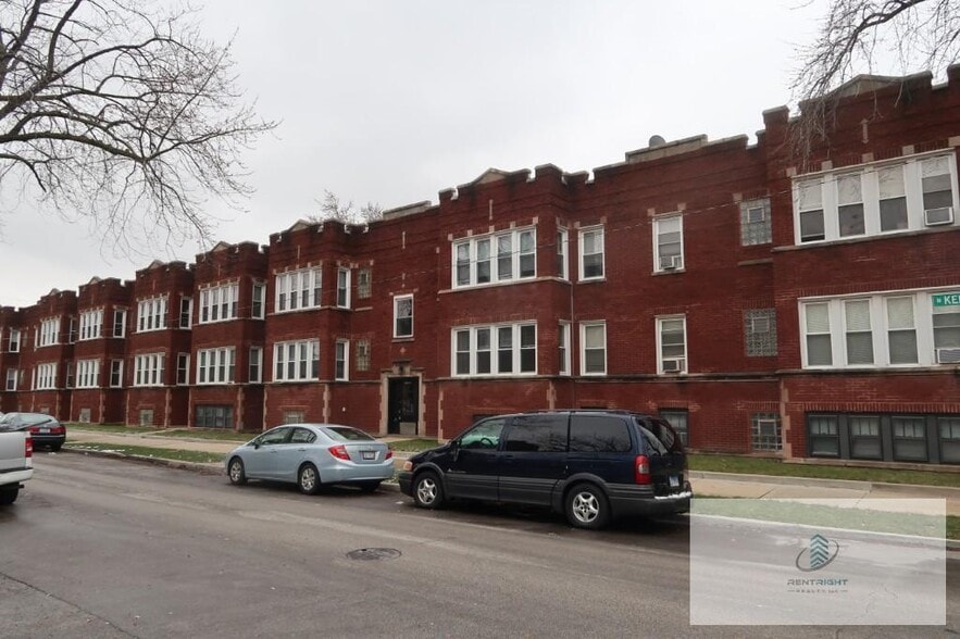 Building Photo - 3454 N Kedvale Ave
