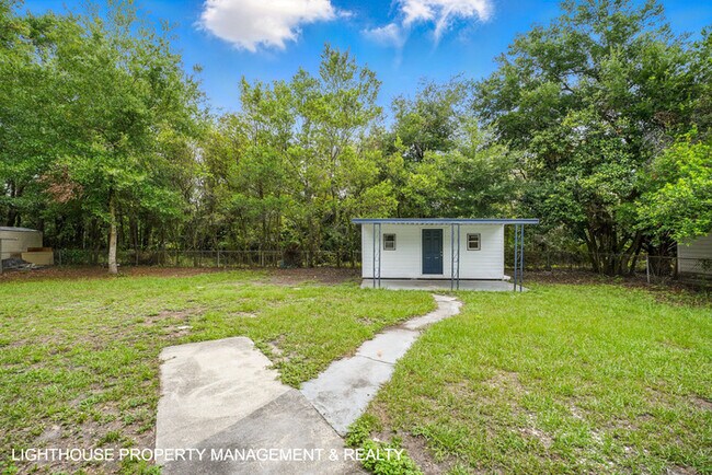 Building Photo - Stunning, Fully Renovated 4 Bed/2 bath Home!