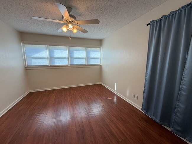 Building Photo - 4382 11th St