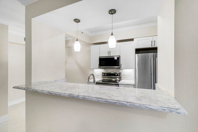 Building Photo - 11010 Legacy Dr