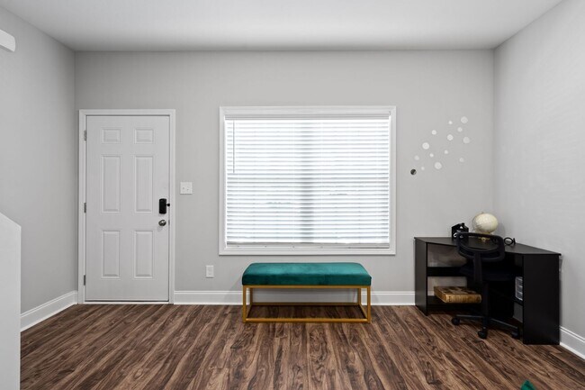 Building Photo - Modern Comforts in Clarksville – Stylish 2...
