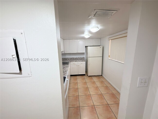 Building Photo - 8600 SW 133rd Avenue Rd