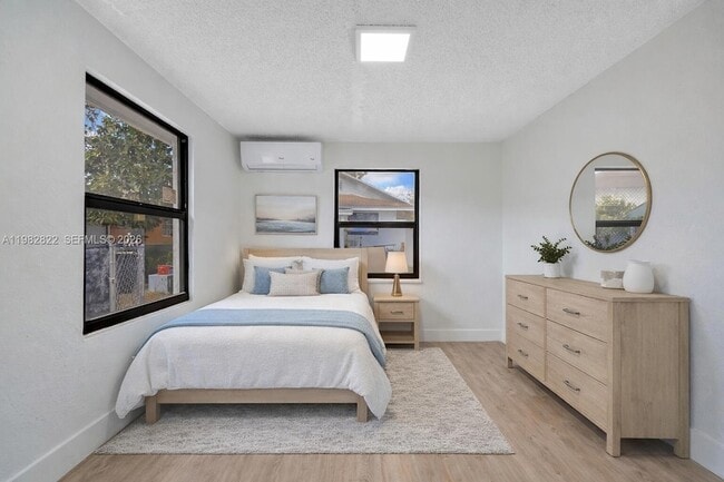 Building Photo - 2428 NW 28th St