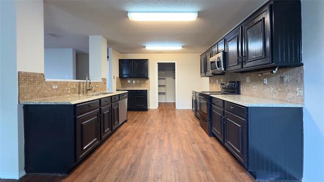 Building Photo - 5321 Devils River Dr