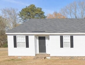 Building Photo - 2 Bedroom, 2 bath, Duplex in Nashville