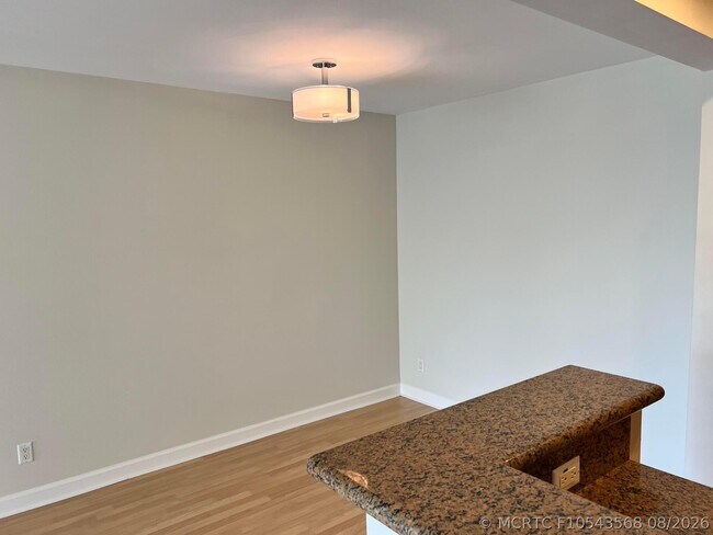 Building Photo - 1515 E Broward Blvd