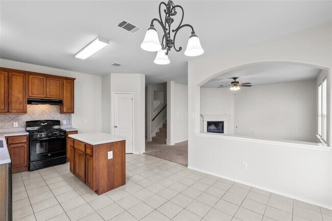 Building Photo - 124 Amberwood Ct