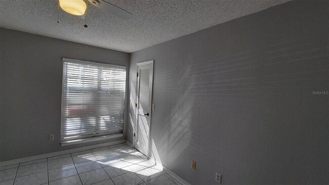 Building Photo - 4666 Pembrook Pl