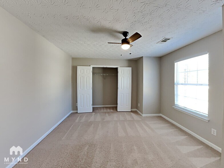 Building Photo - 308 Nunnally Dr