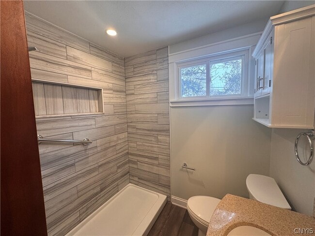 Building Photo - 108 Kristin Rd