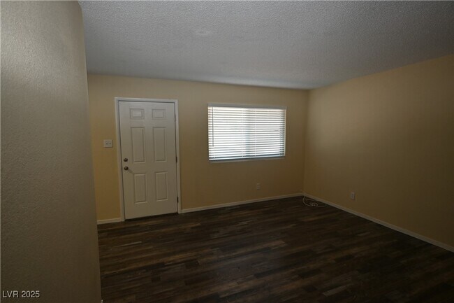 Building Photo - 2508 N McCarran St