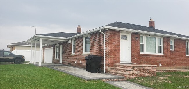 Building Photo - 151 Lamson Rd